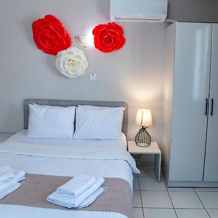 Homelike Guest House Kirenia Zewnętrze zdjęcie
