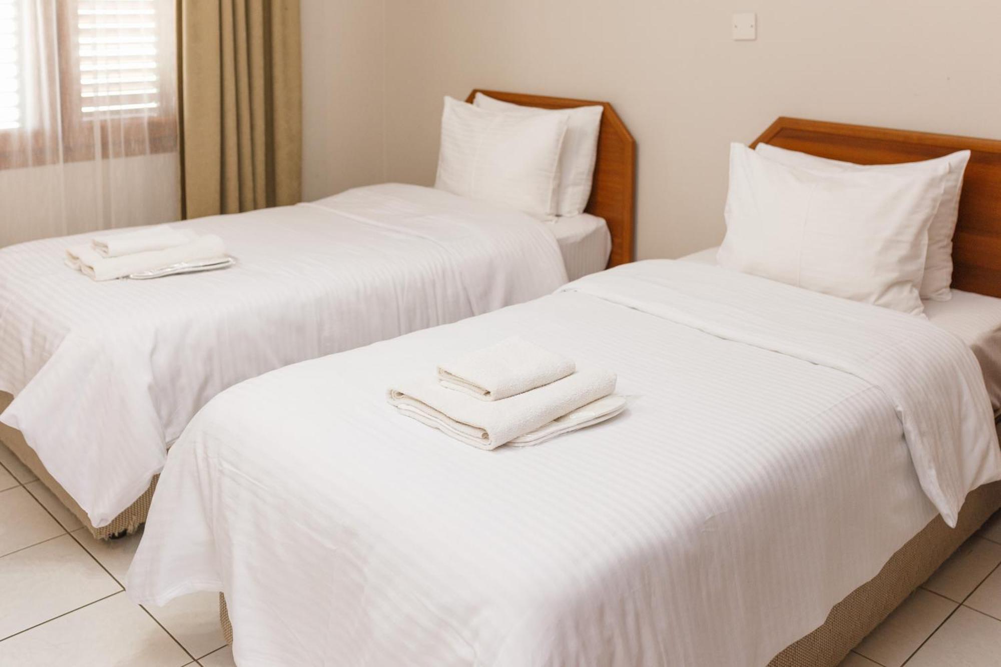 Homelike Guest House Kirenia Pokój zdjęcie