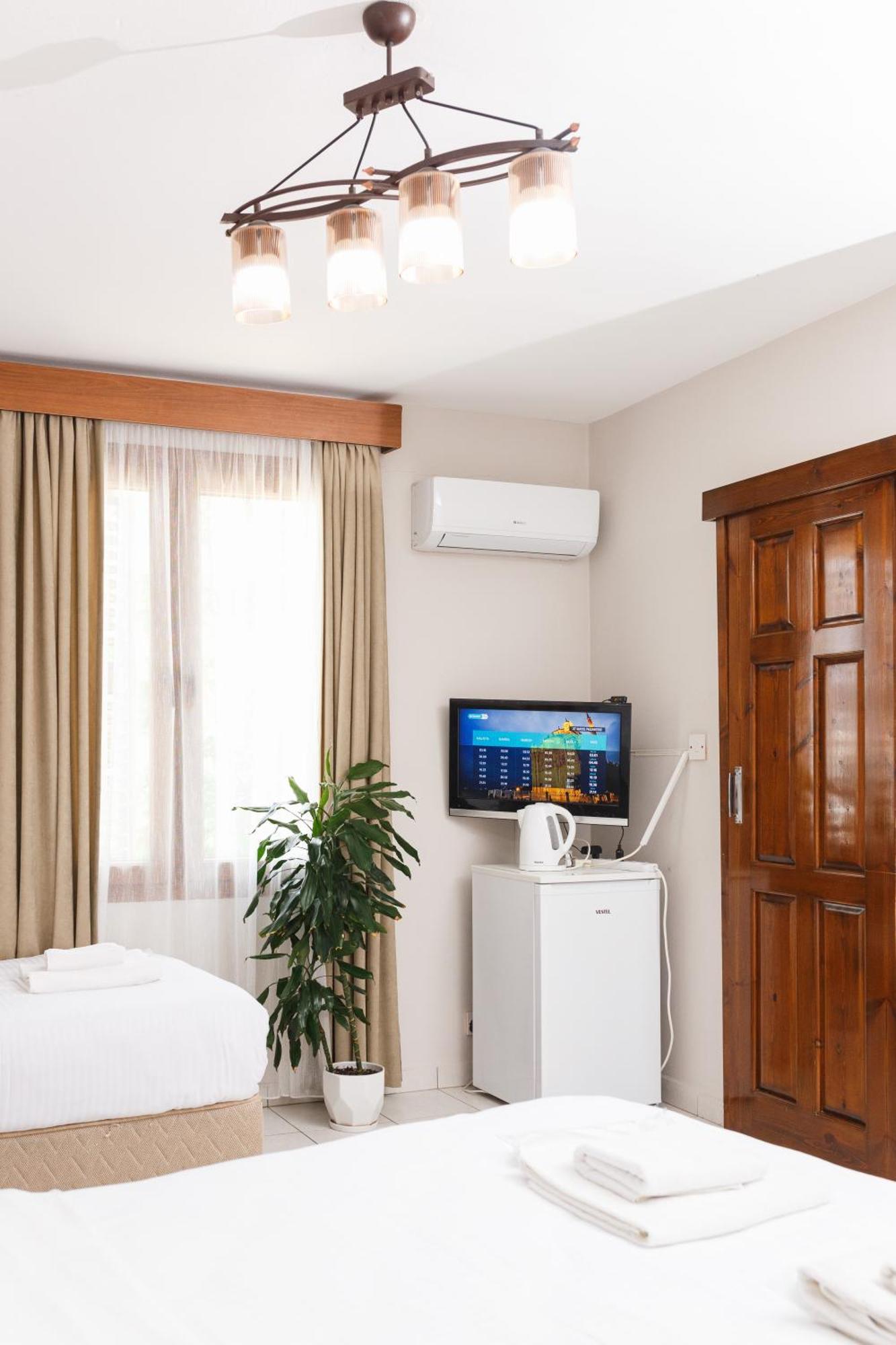 Homelike Guest House Kirenia Pokój zdjęcie